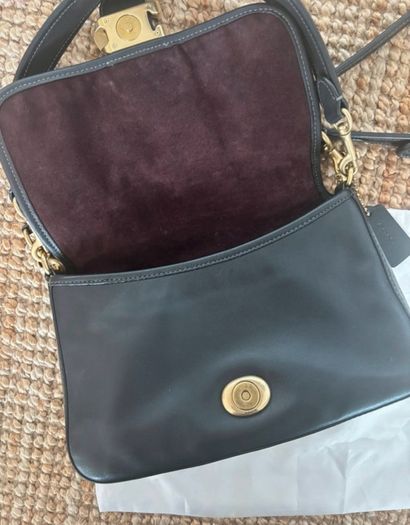 coach tabby soft hand bag