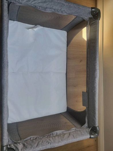 Baby elegance travel cot