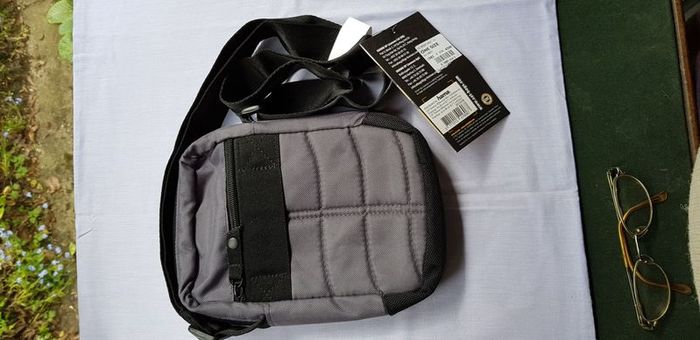 Brand new CAT small Tablet Bag