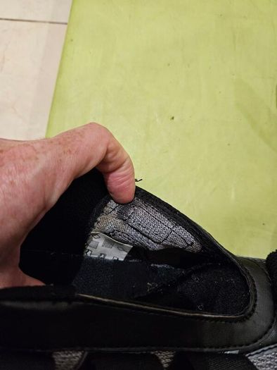 cycling shoes