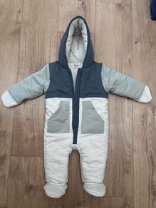Pram Suit 3-6 mths from mamas and papas. Like new.