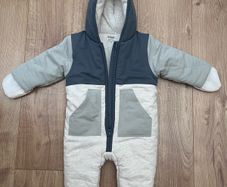 Pram Suit 3-6 mths from mamas and papas. Like new.