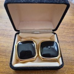 Vintage Black Earrings