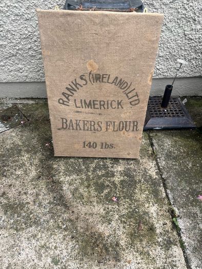 Old Ranks Flour duet bag . Framed