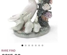 Lladro "How Do You Do?" Figurine : Mother Duck with Ducklings & Snail