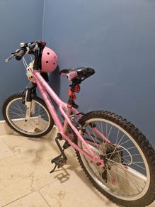 Girls bike