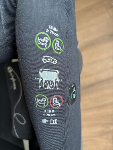 Cybex Serona G 360 car seat with built-in base