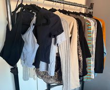 Women's Top Bundle 17 Pieces | Size 8-10 | Crop Tops, Sweaters, Knits & Everyday Basics | Like New