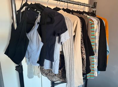 Women's Top Bundle 17 Pieces | Size 8-10 | Crop Tops, Sweaters, Knits & Everyday Basics | Like New