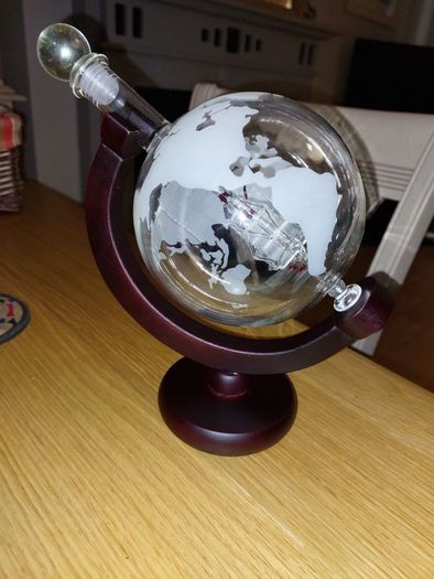 Globe Decanter