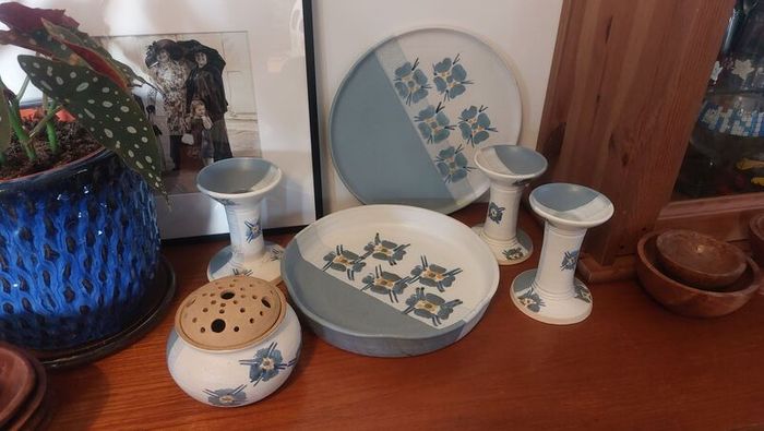 Fabulous Shallow Display Bowl/Platter, Hand-Potted by the Popular and Collectable Irish Potter Suzanne May, Circa 1990's.