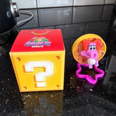 Birdo McDonald's Mario Galaxy Happy Meal Toy