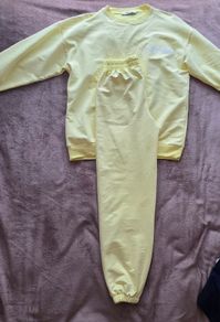 New Suit, S