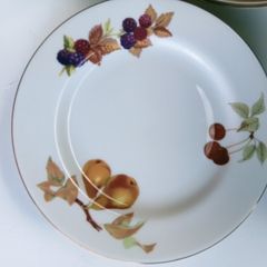 Royal Worcester EVESHAM GOLD Salad Plate