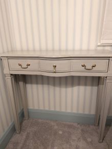 French style console table - light grey