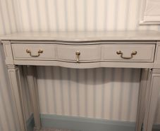 French style console table - light grey