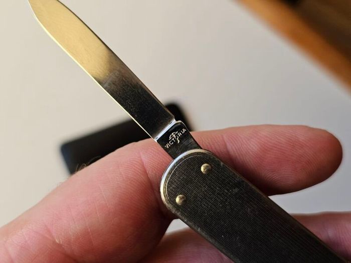 Vintage Rare Collectable Victoria Victorinox Price Gentleman's models 74mm Swiss Army Knife