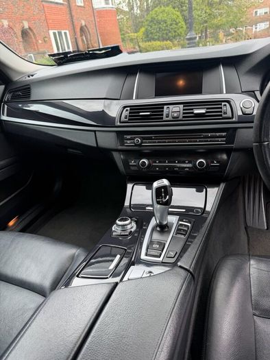 2014 BMW 520d Touring (Luxury Spec) Facelift Model