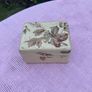 Porcelaine boxes 10 euros each Image 8