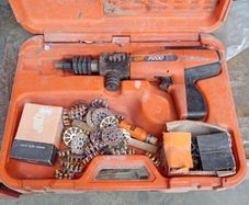 spit p200 nail gun