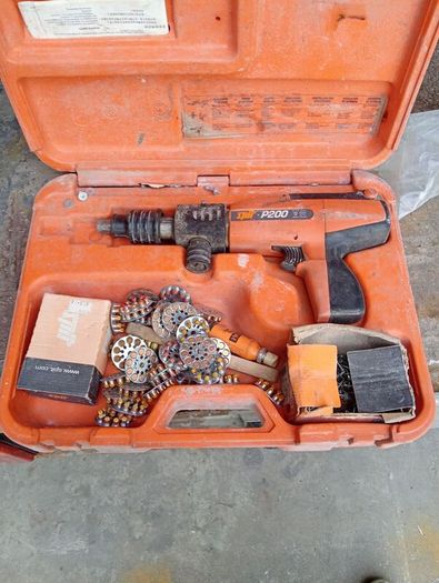 spit p200 nail gun