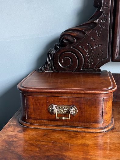 Antique vanity dresser with mirror