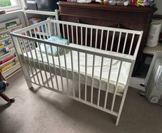 new baby cot