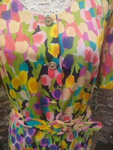 Vintage colourful print dress Paris