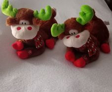 Pair of Animated Singing Reindeer.