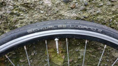 28" racer back wheel