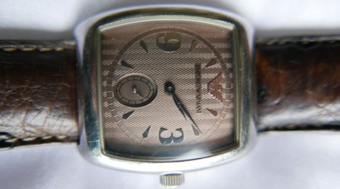 Vintage EMPORIO ARMANI Analog Leather Brown Watch 50 meters/5 ATM