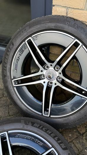 Mercedes 19" alloys tires