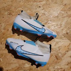 football boots uk 4