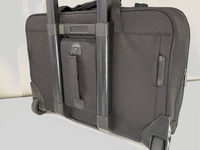 Briggs & Riley KR350X-4 18" 2 Wheel Briefcase Bag