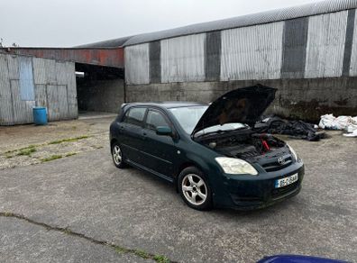 05 Toyota Corolla e12 breaking 1.4vvti