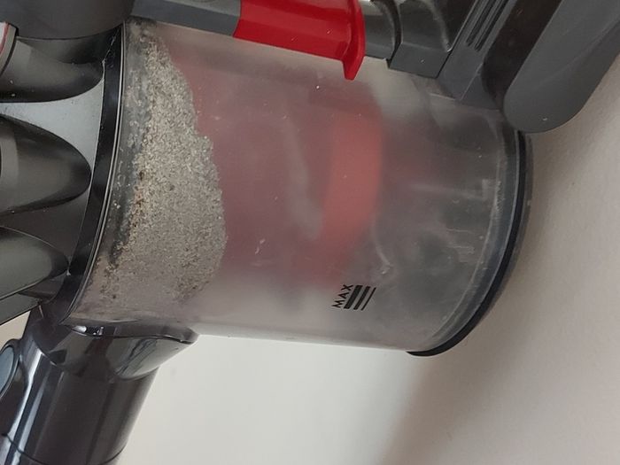 DYSON CYCLONE Vacuum Cleaner, excellent battery and in very good condition