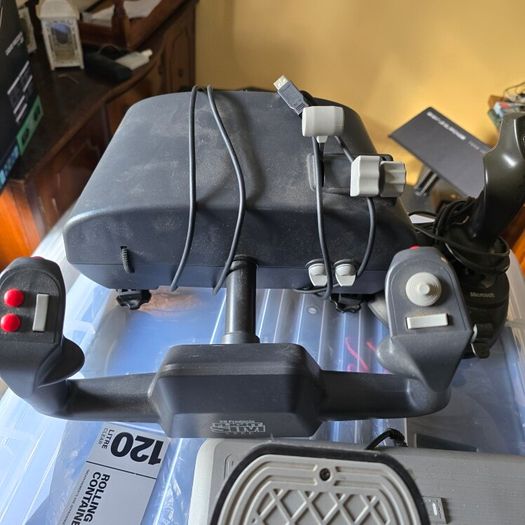 CH Products Flight Sim Yoke & Pro Pedals