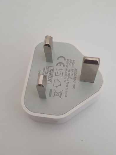 Wall Plug Adaptor USB Charger iPhone Samsung HTC Sony charging plug