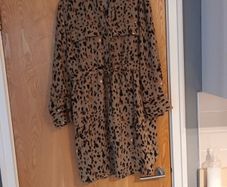 Fashion  Dress.  S.L/XL.     B.N.W.T.