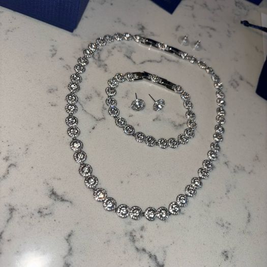 swarovski necklace set