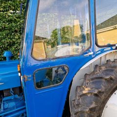 Looking for doors ford cab