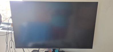 32 inch samsung smart monitor can be used for streaming as well