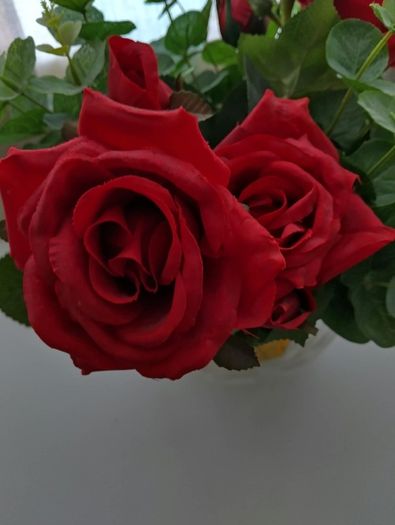 Decorative roses