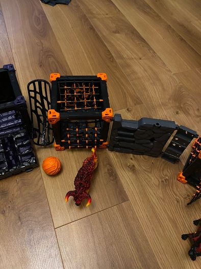 Schleich Eldrador Battle cave Arena Lava vs Shadow plus extra sets