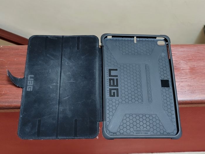 UAG anti shock case for iPad mini 5