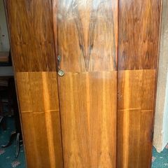 Charming Mid-Century Wardrobe