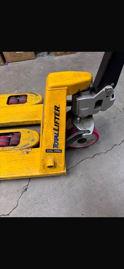 pallet truck