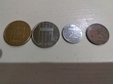 5G + 1G + 25 Cents + 5 Cents - Beatrix, Netherlands
