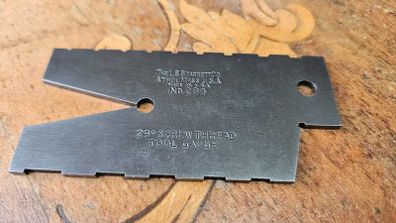 Starrett No. 284 screw thread gauge