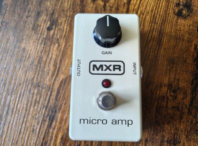 MXR Micro Amp (M133)